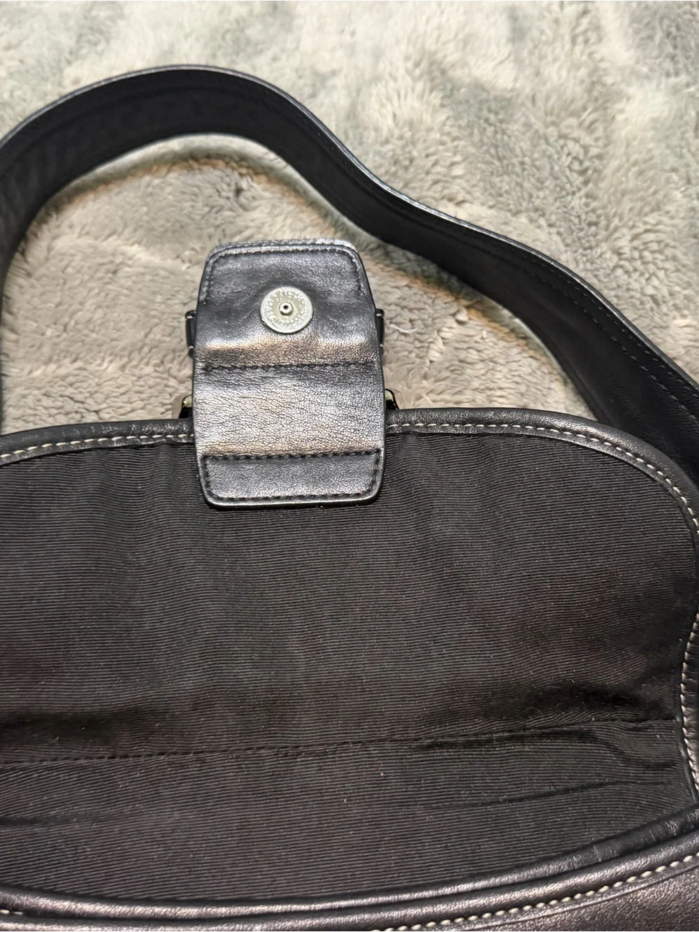 Coach vintage leather mini soho soho
